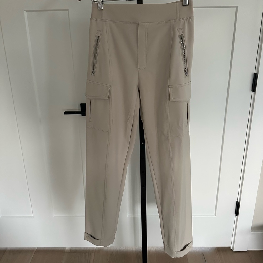 Athleta beige cargo pants